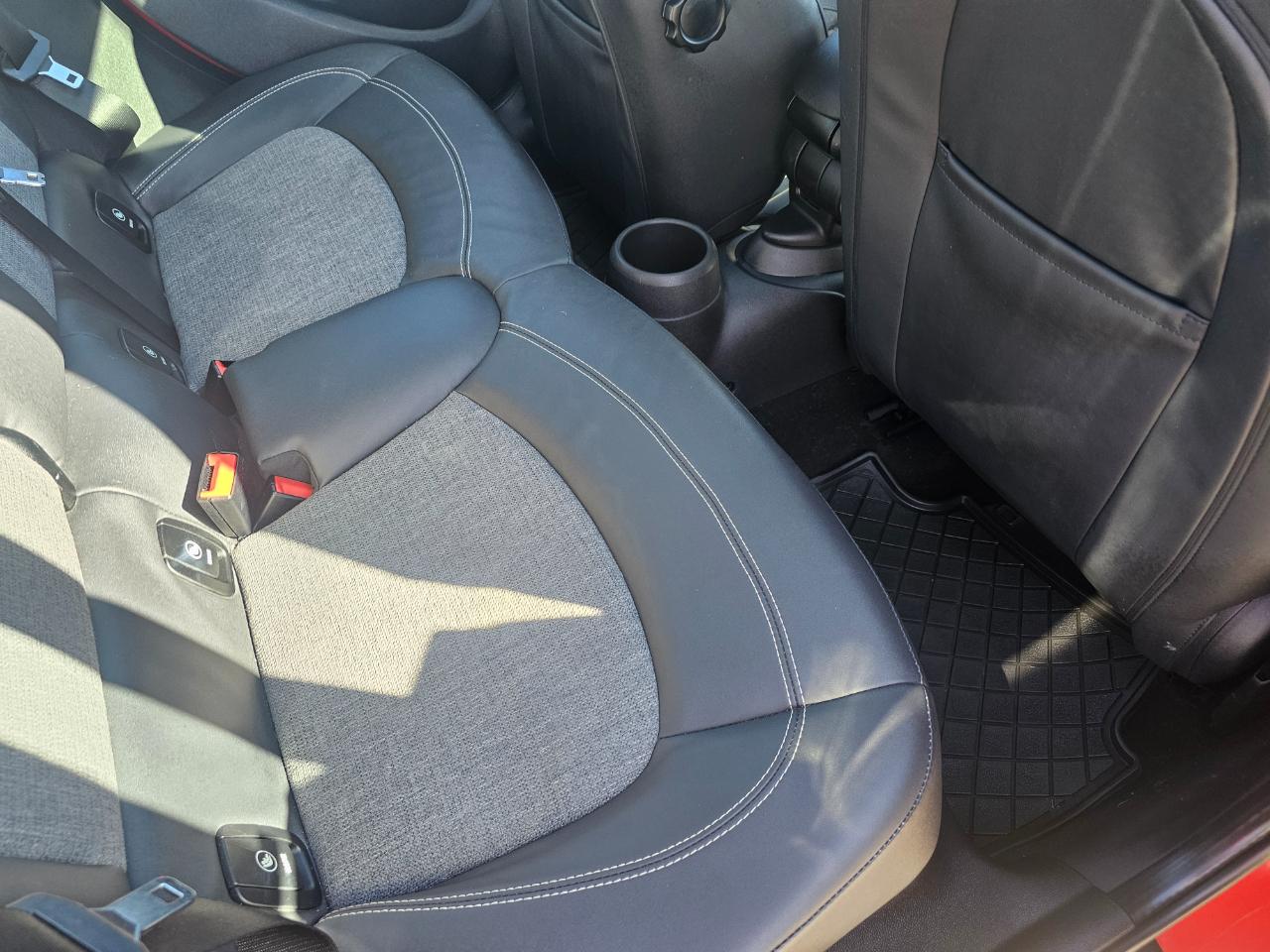 MINI Cooper Hardtop 4 Door 4dr HB 2016