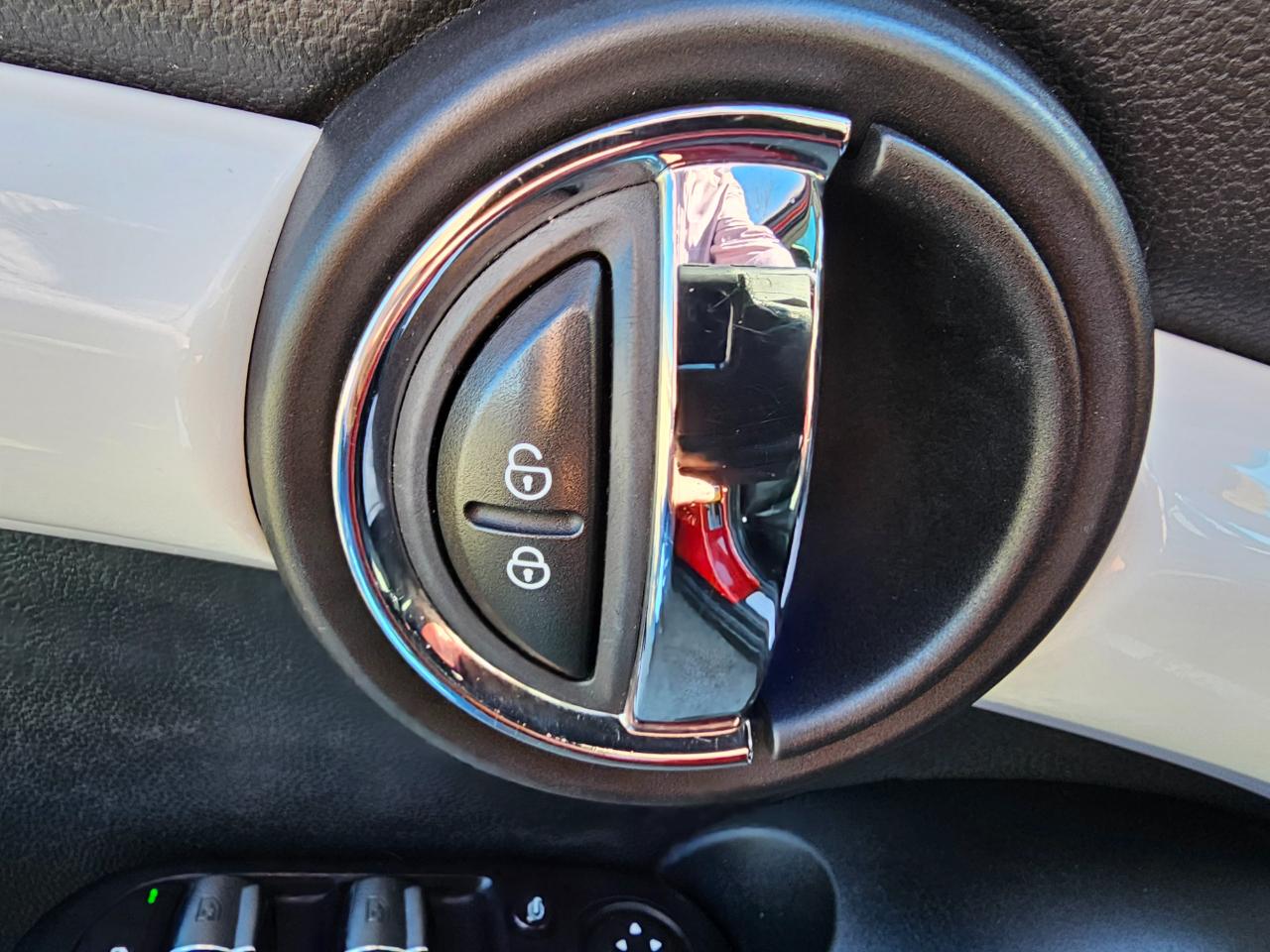 MINI Cooper Hardtop 4 Door 4dr HB 2016