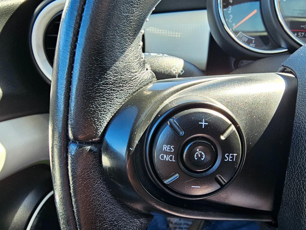 MINI Cooper Hardtop 4 Door 4dr HB 2016