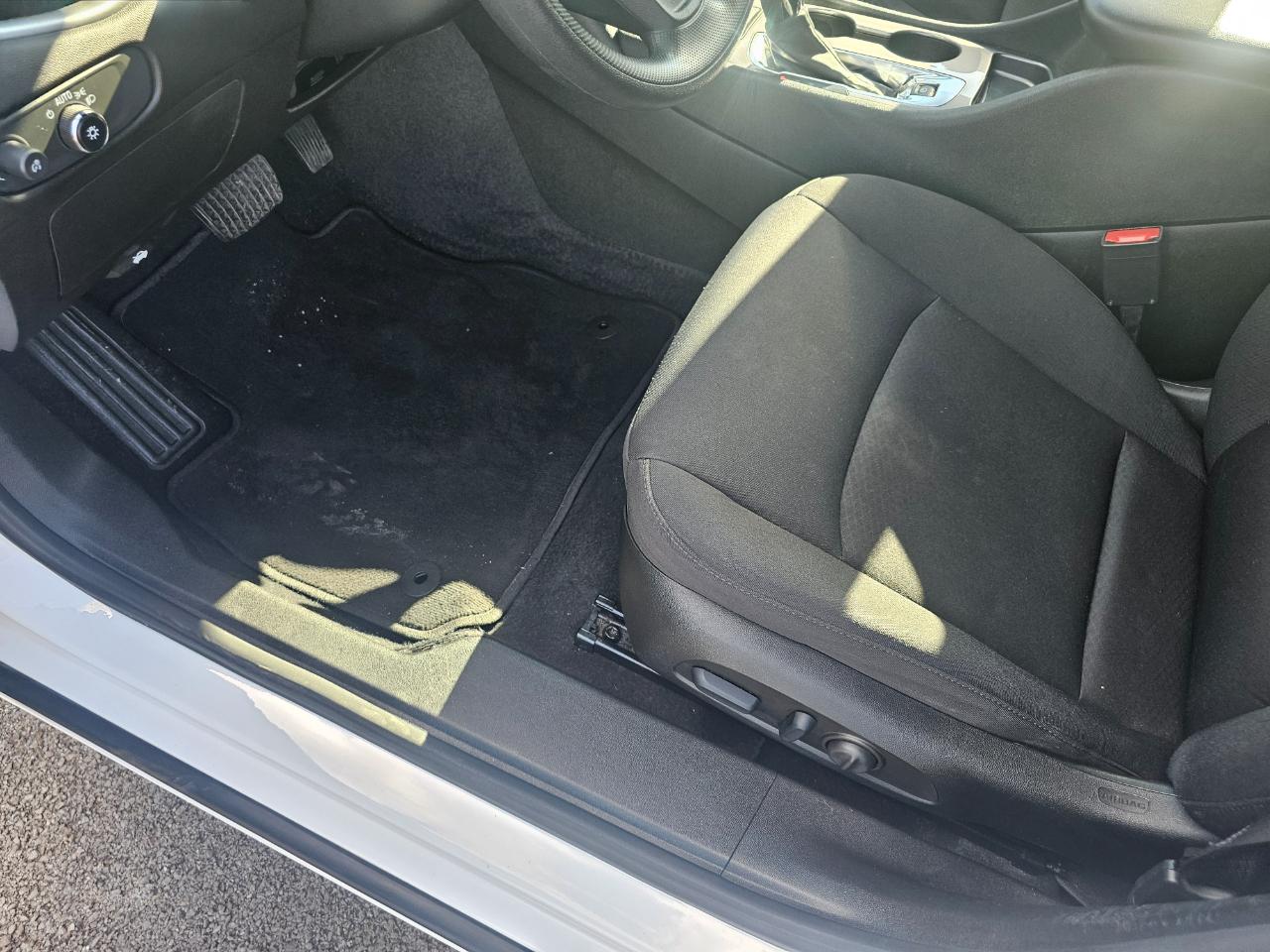 Chevrolet Malibu 4dr Sdn LS w/1FL 2023