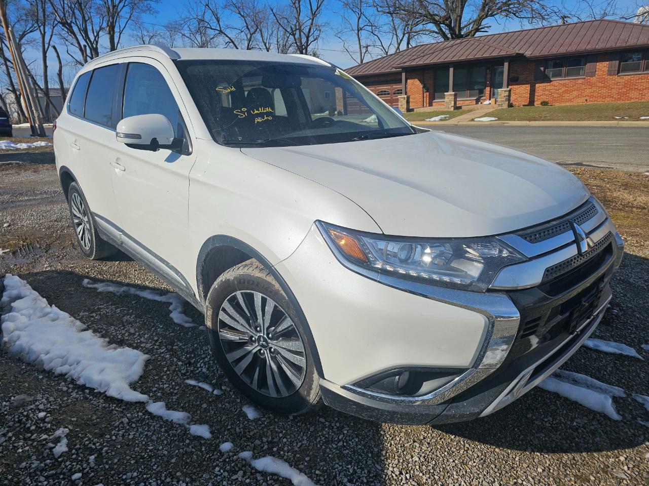 Mitsubishi Outlander SEL FWD 2019