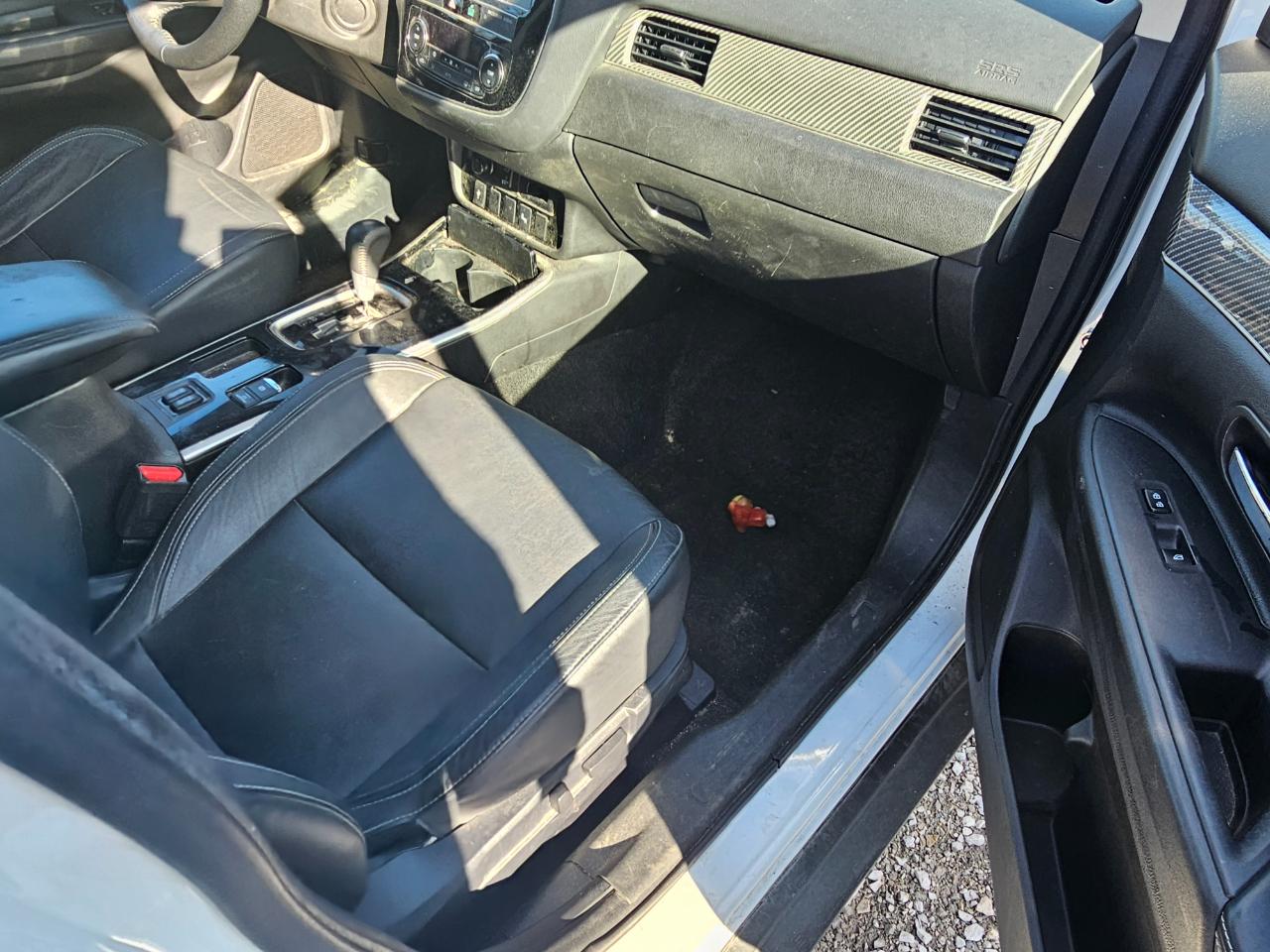 Mitsubishi Outlander SEL FWD 2019