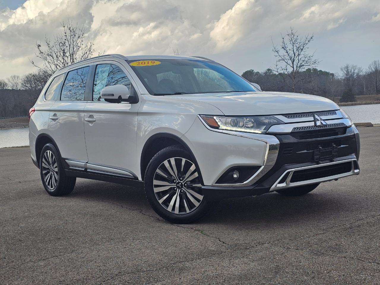 2019 Mitsubishi Outlander SEL