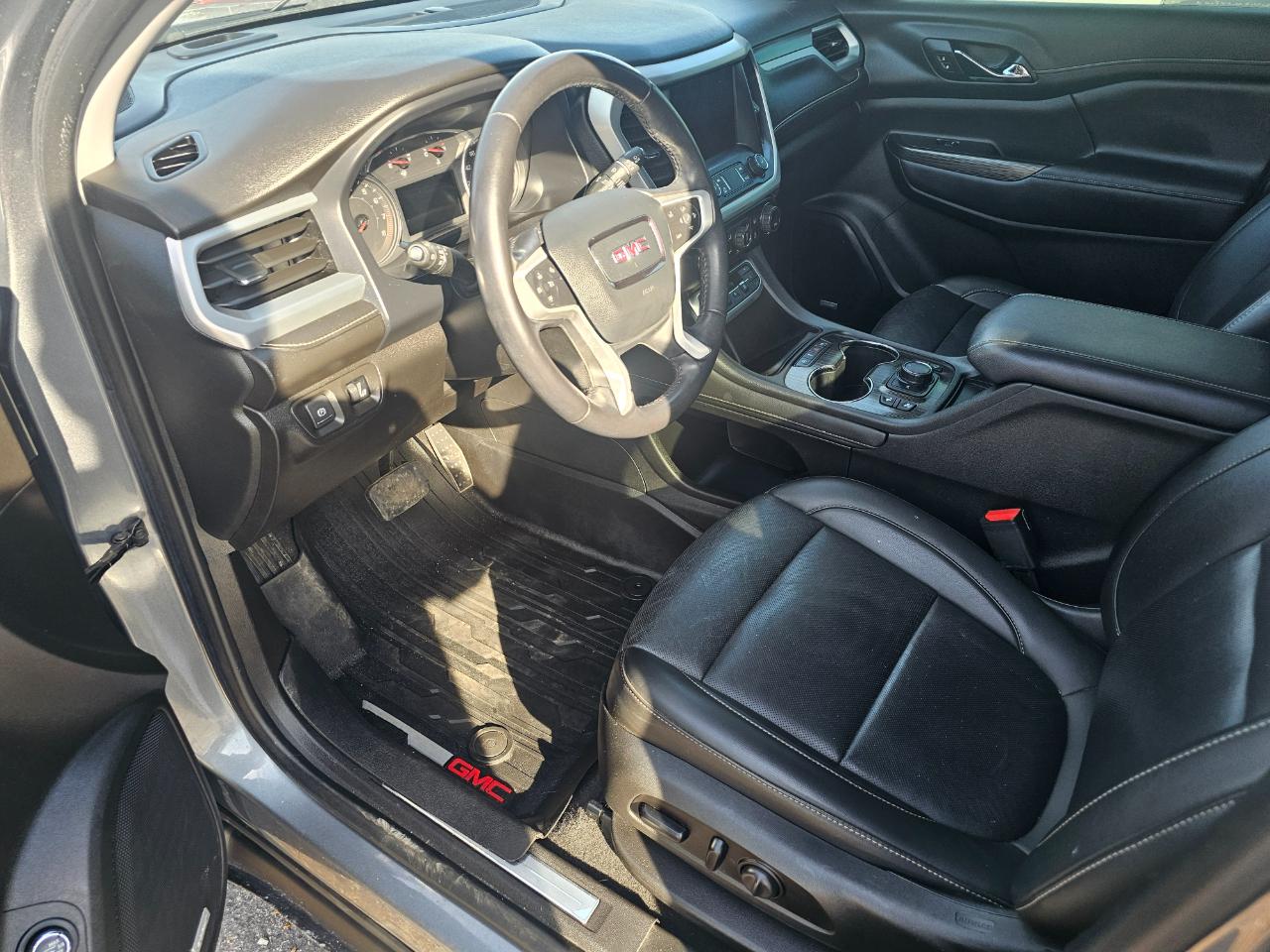 GMC Acadia AWD 4dr SLT 2021