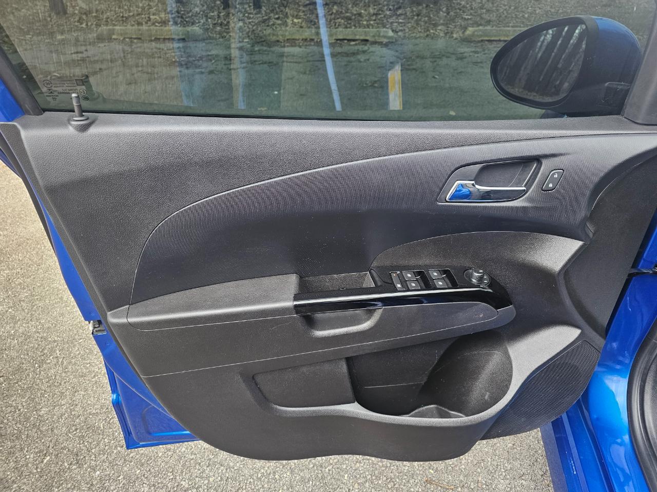 Chevrolet Sonic 4dr Sdn LT 2020