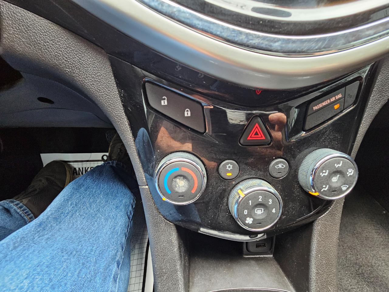 Chevrolet Sonic 4dr Sdn LT 2020