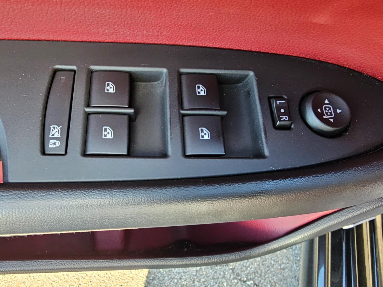 Cadillac ATS 4dr Sdn 2.0L Luxury AWD 2014