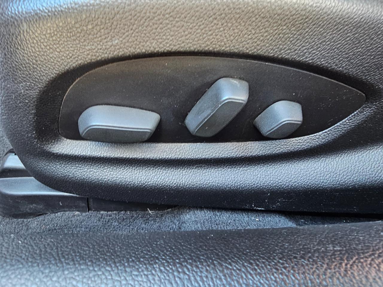 Cadillac ATS 4dr Sdn 2.0L Luxury AWD 2014