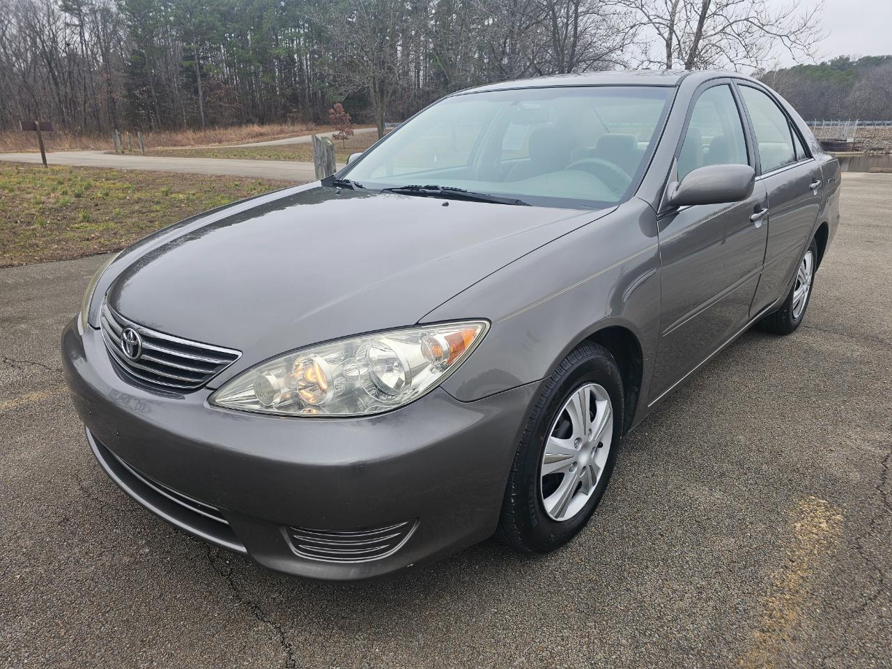 Toyota Camry 4dr Sdn XLE Auto (Natl) 2006