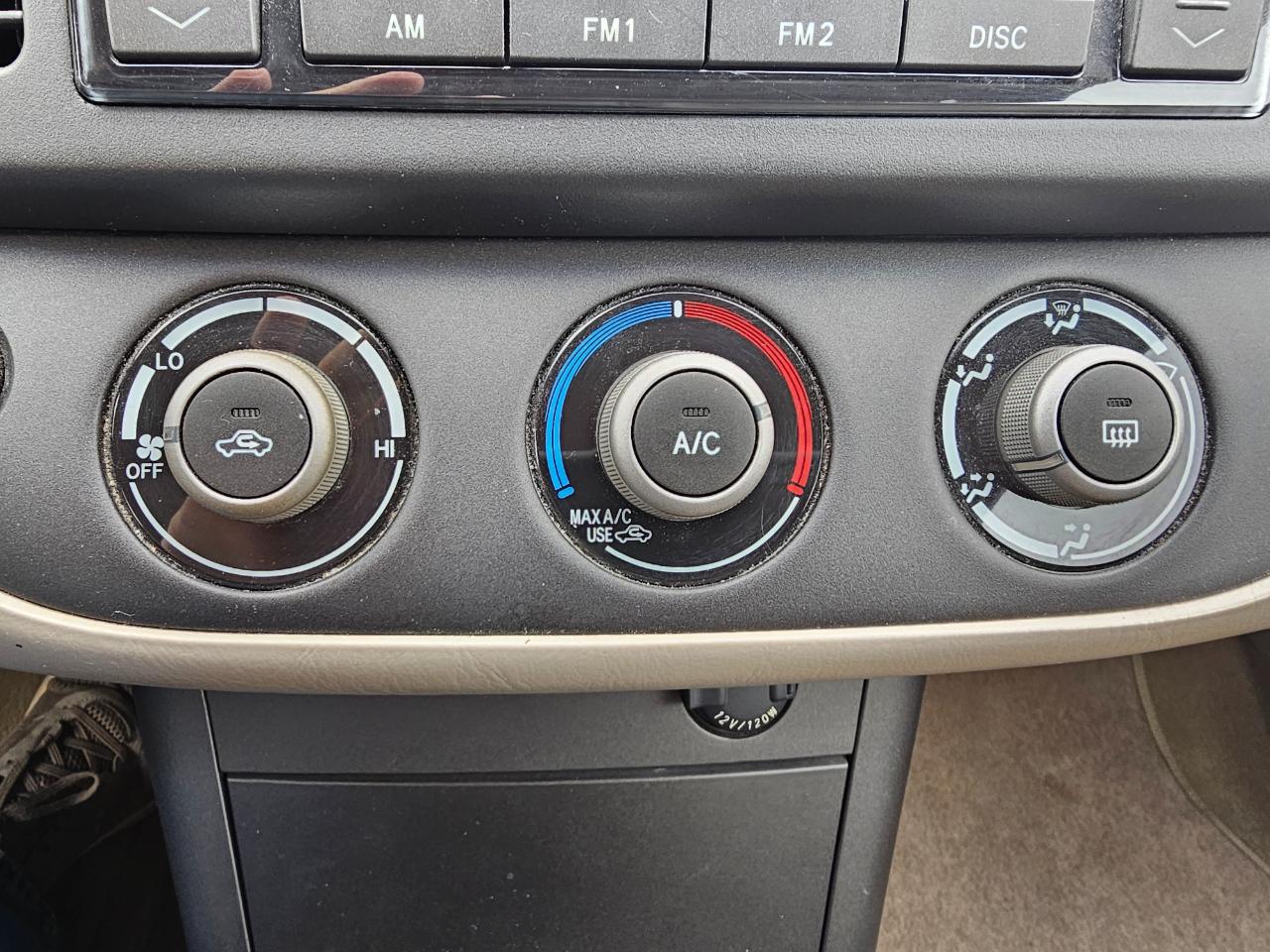 Toyota Camry 4dr Sdn XLE Auto (Natl) 2006