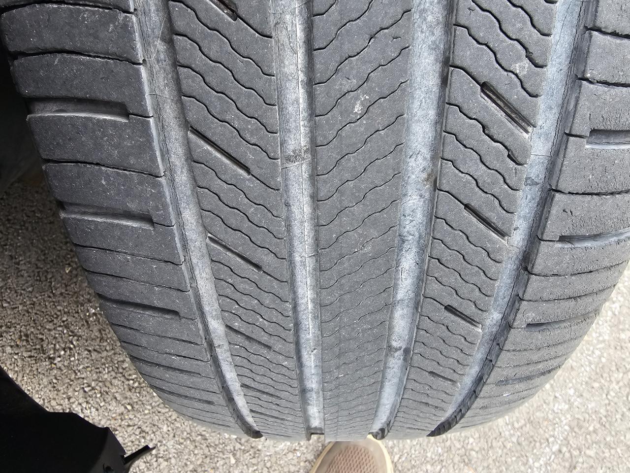 GMC Acadia AWD 4dr SLT1 2012