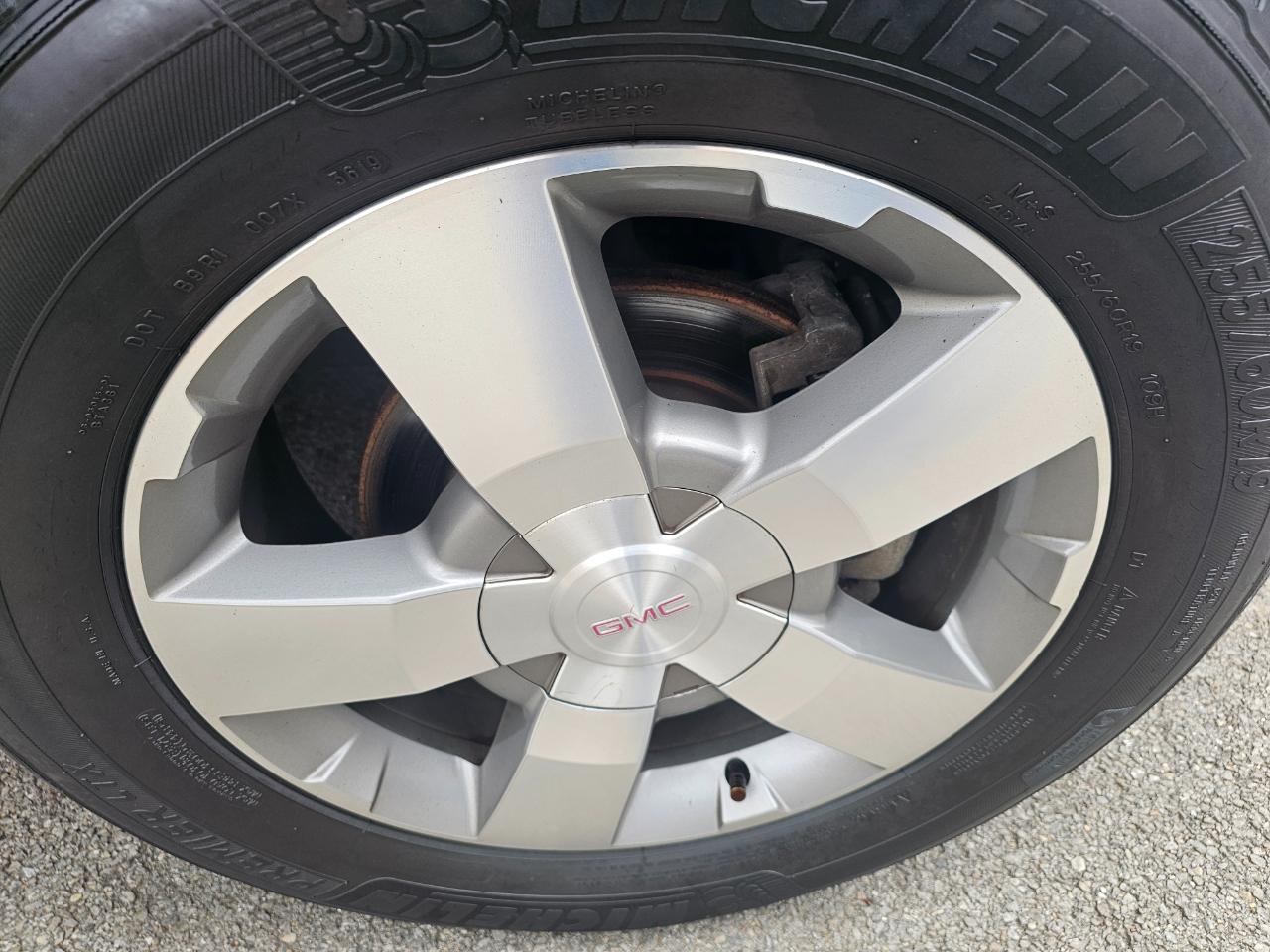 GMC Acadia AWD 4dr SLT1 2012