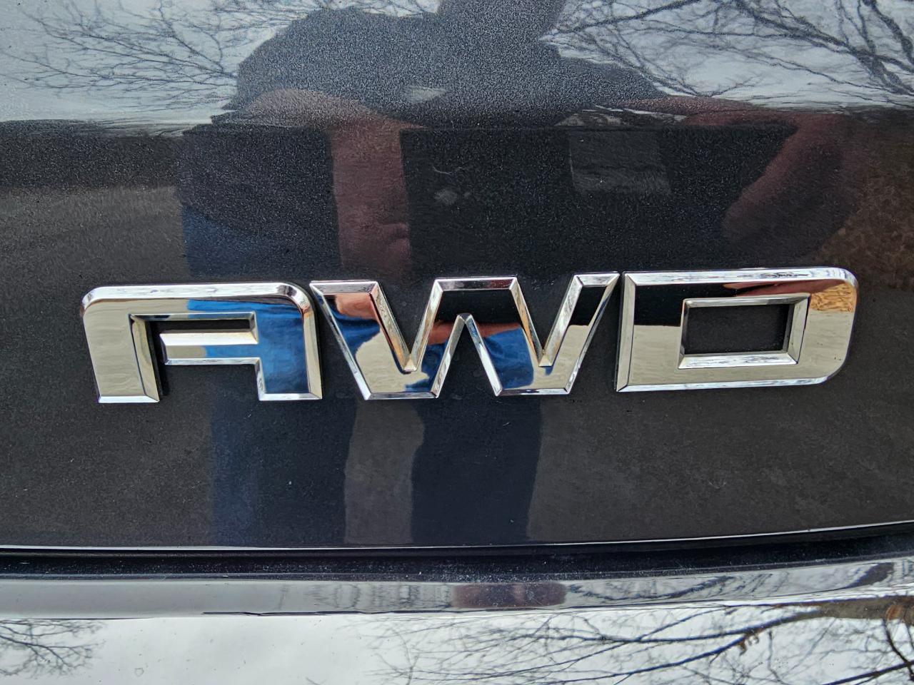 GMC Acadia AWD 4dr SLT1 2012