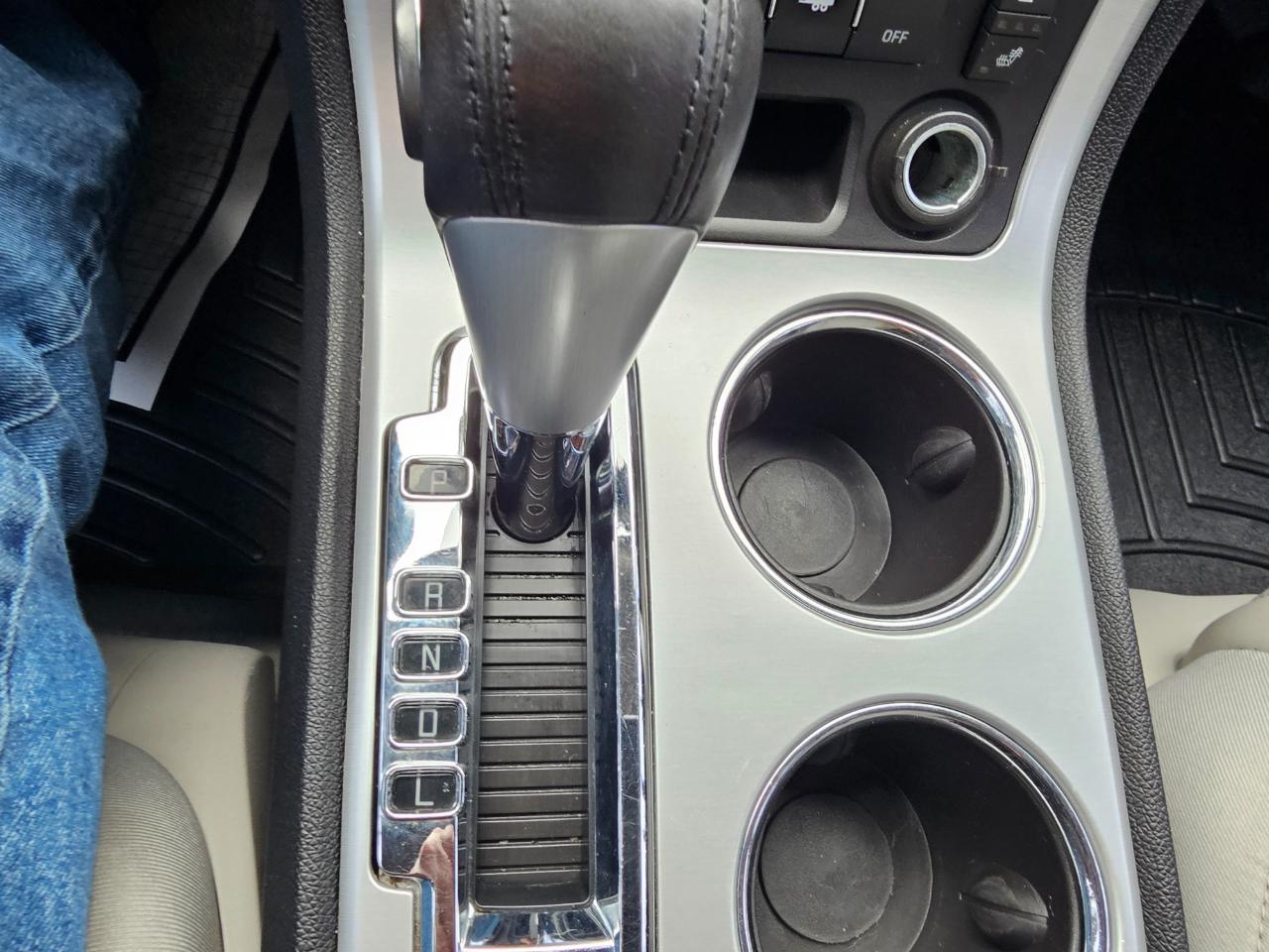 GMC Acadia AWD 4dr SLT1 2012