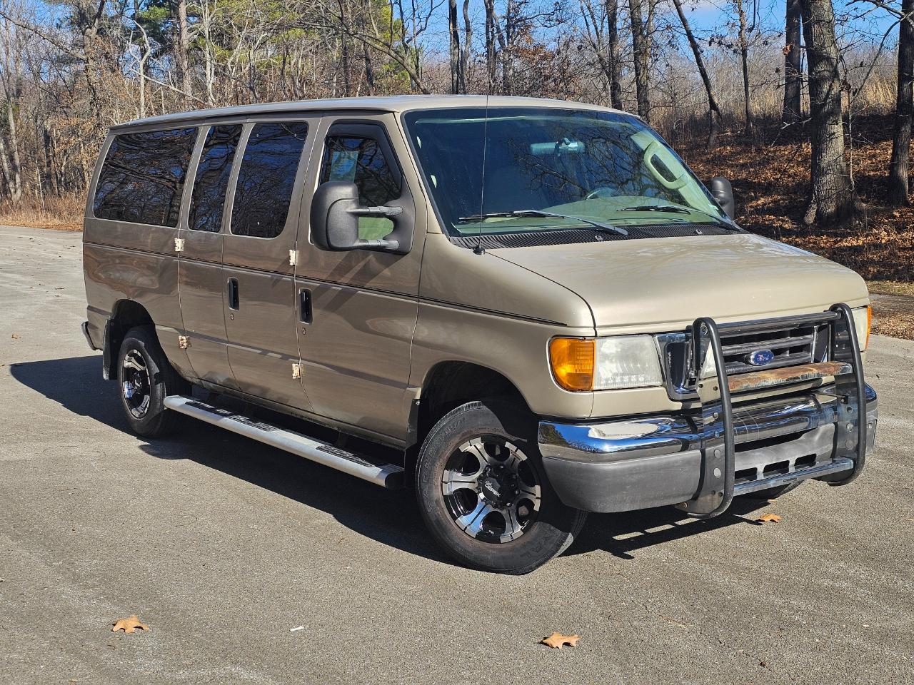 Ford Econoline Wagon E-350 Super XLT 2007