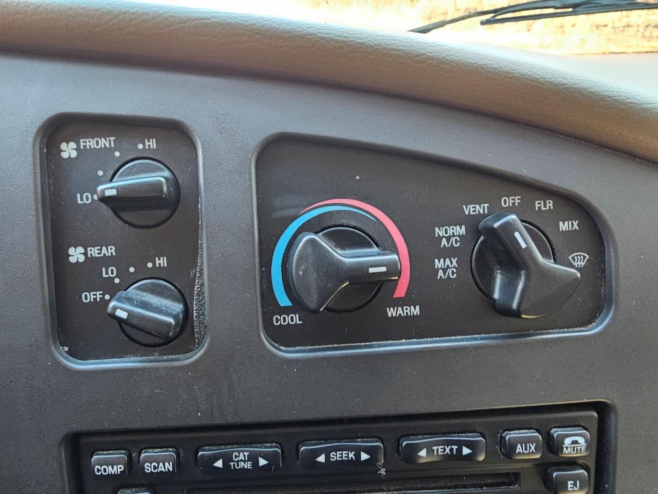 Ford Econoline Wagon E-350 Super XLT 2007