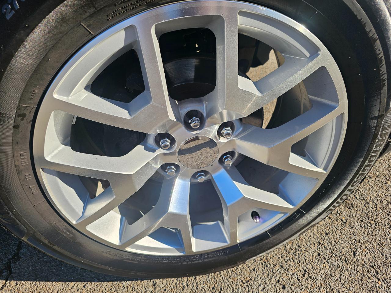 GMC Yukon XL AWD 4dr Denali 2014