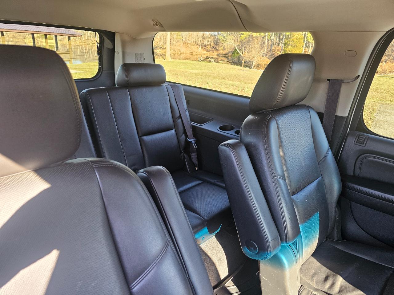 GMC Yukon XL AWD 4dr Denali 2014