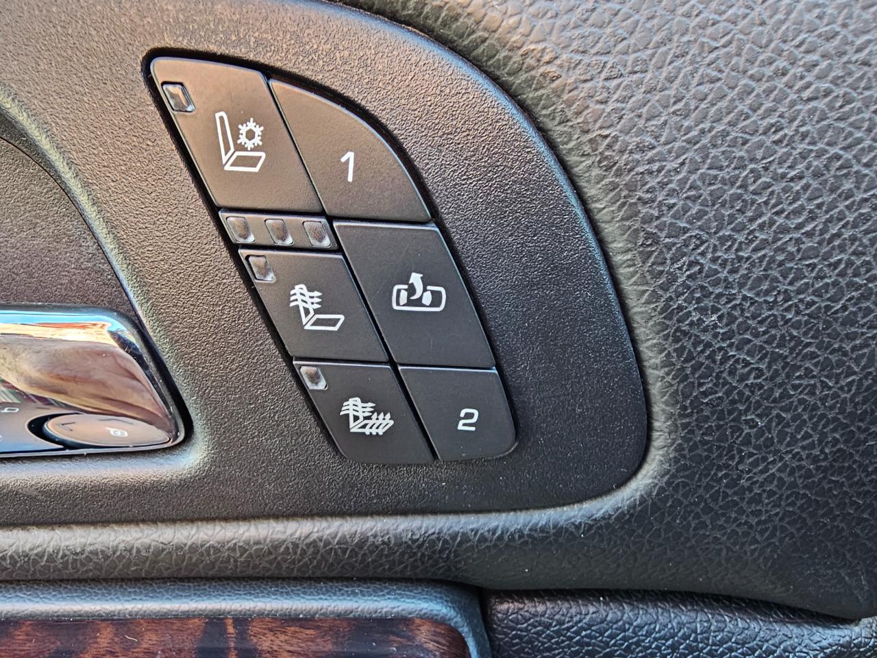 GMC Yukon XL AWD 4dr Denali 2014