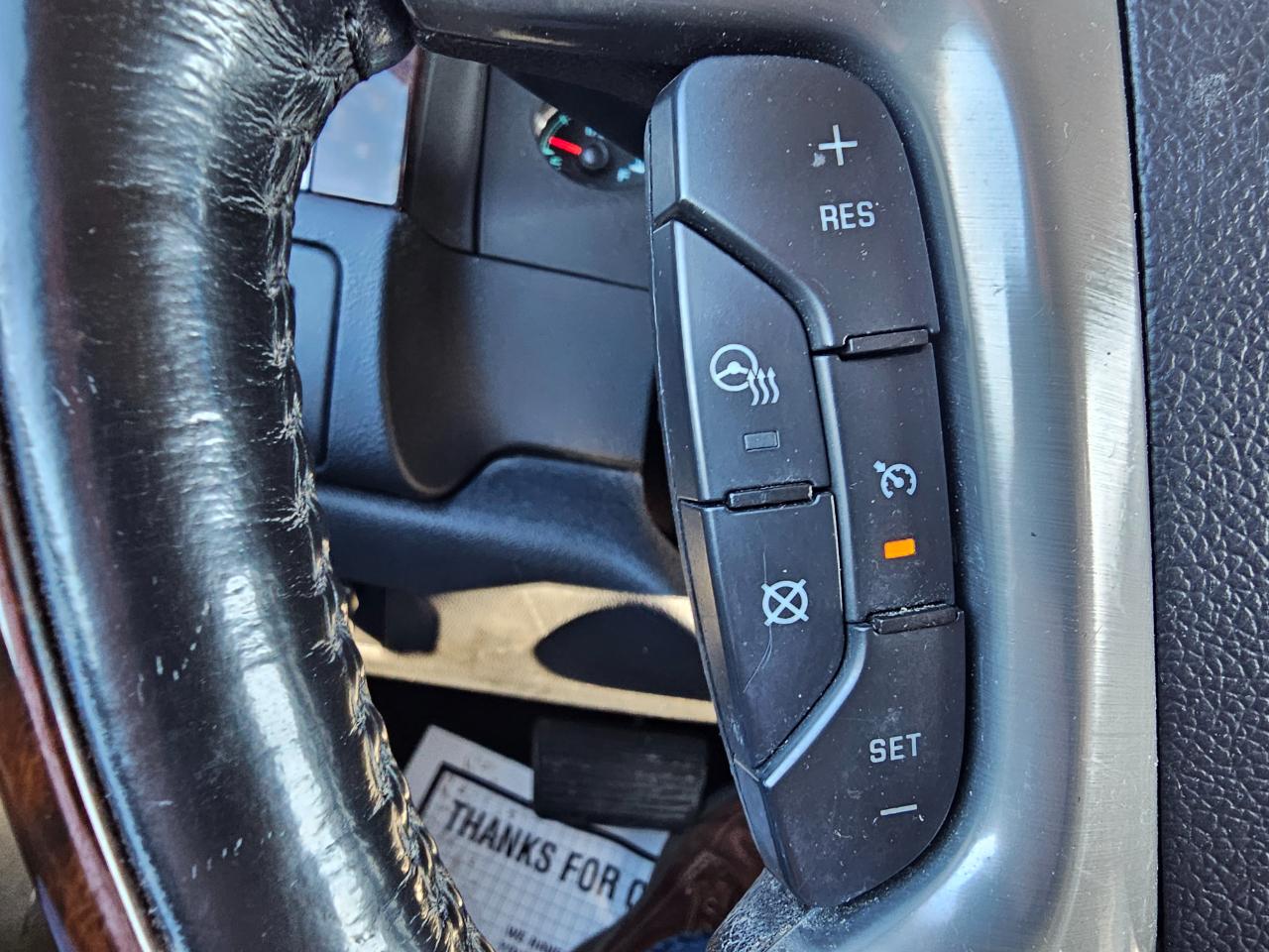 GMC Yukon XL AWD 4dr Denali 2014