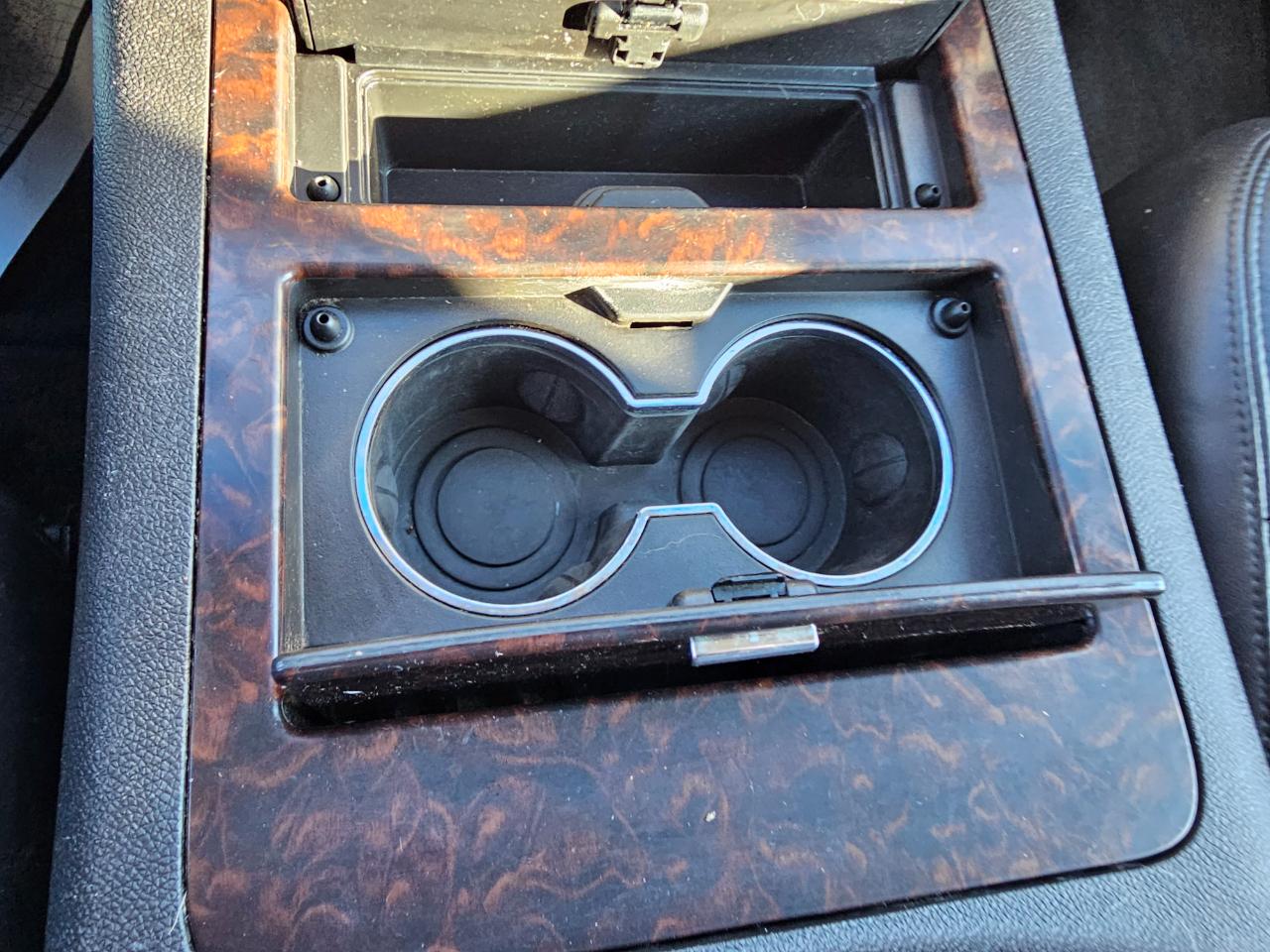 GMC Yukon XL AWD 4dr Denali 2014