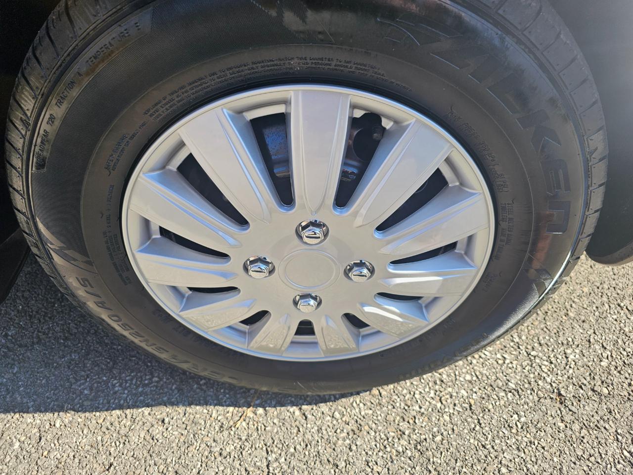 Toyota Camry 4dr Sdn XLE Auto 1999