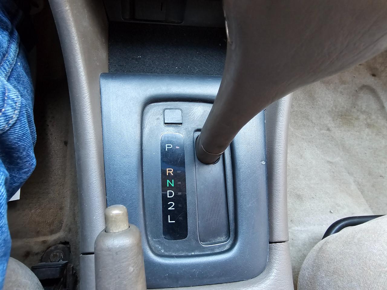 Toyota Camry 4dr Sdn XLE Auto 1999