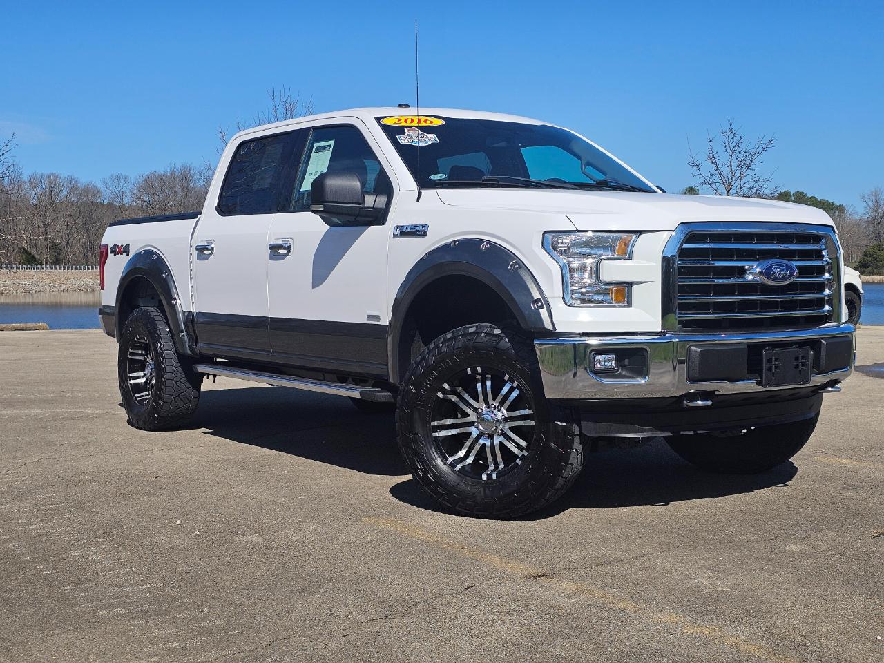 2016 Ford F-150 4WD SuperCrew 145" XLT
