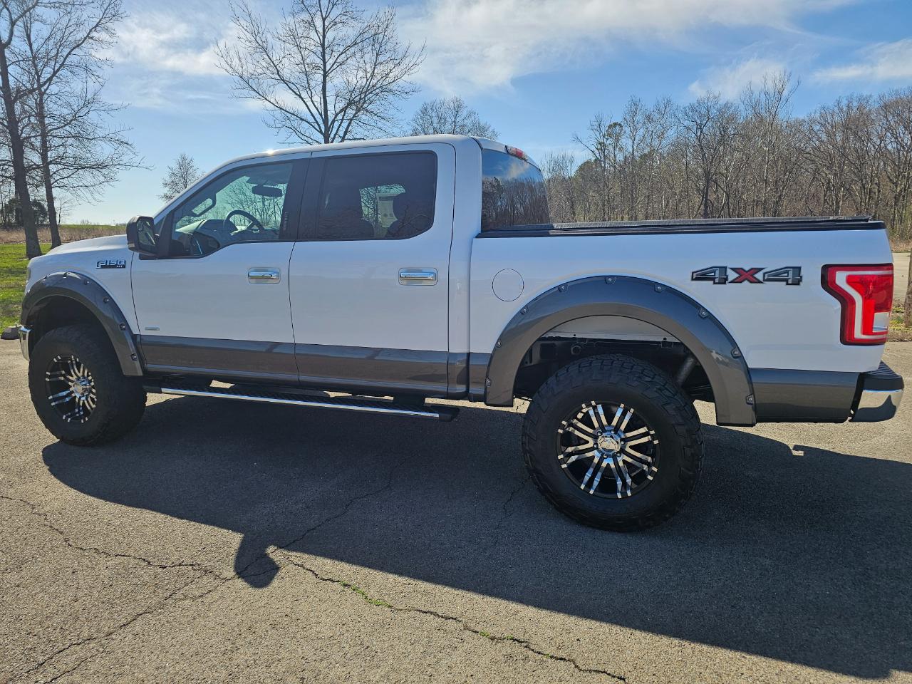 Ford F-150 4WD SuperCrew 145" XLT 2016