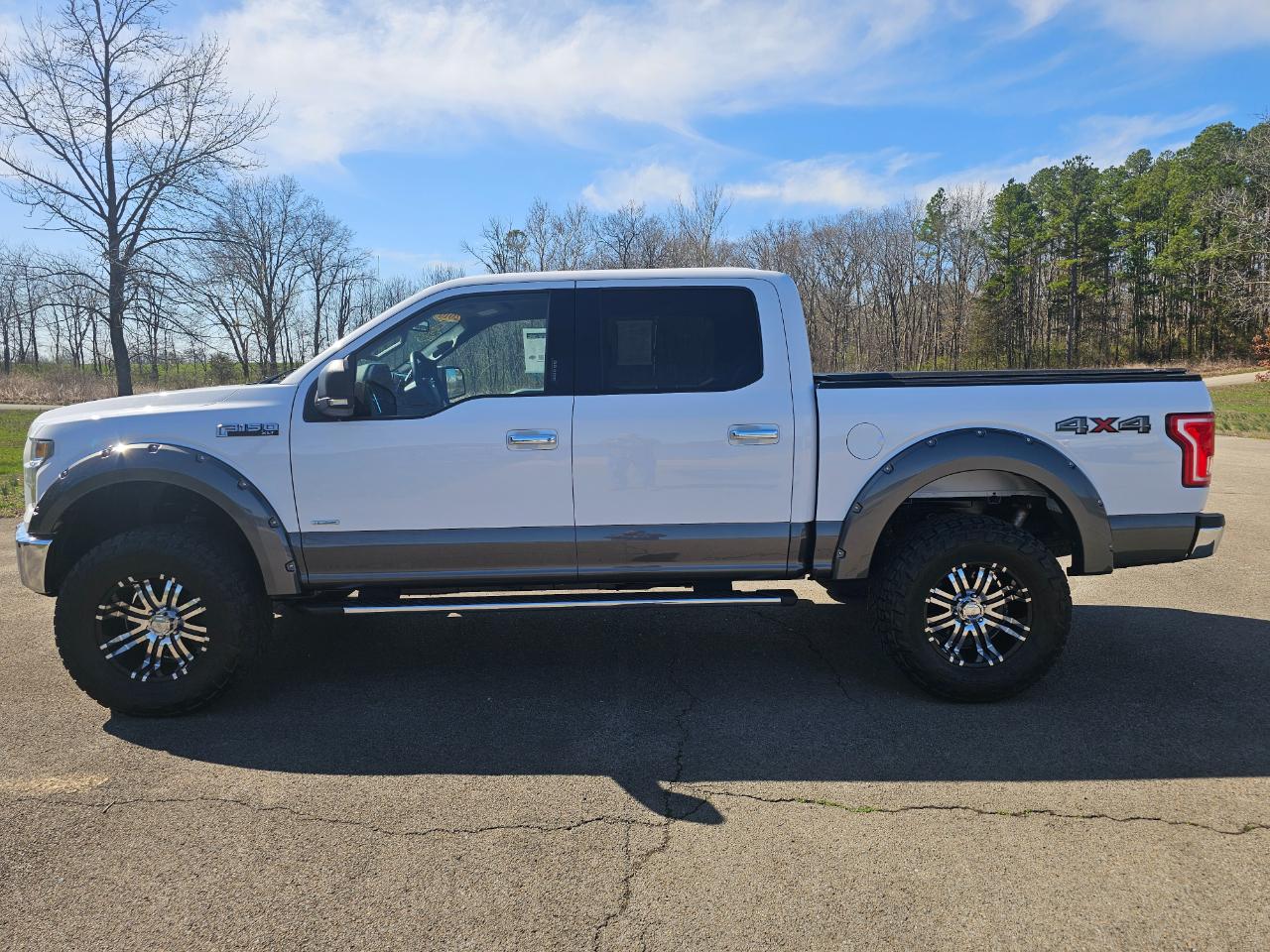 Ford F-150 4WD SuperCrew 145" XLT 2016
