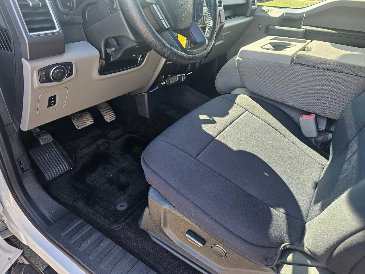 Ford F-150 4WD SuperCrew 145" XLT 2016