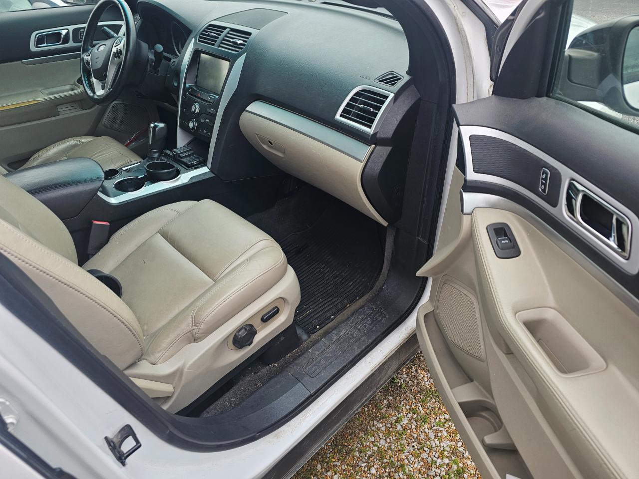 Ford Explorer FWD 4dr XLT 2015