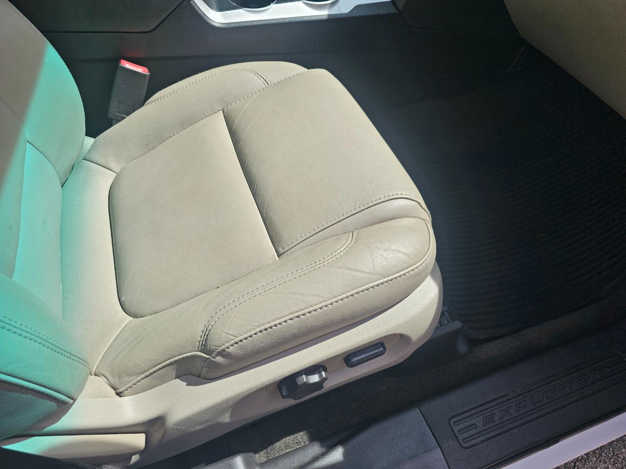 Ford Explorer FWD 4dr XLT 2015