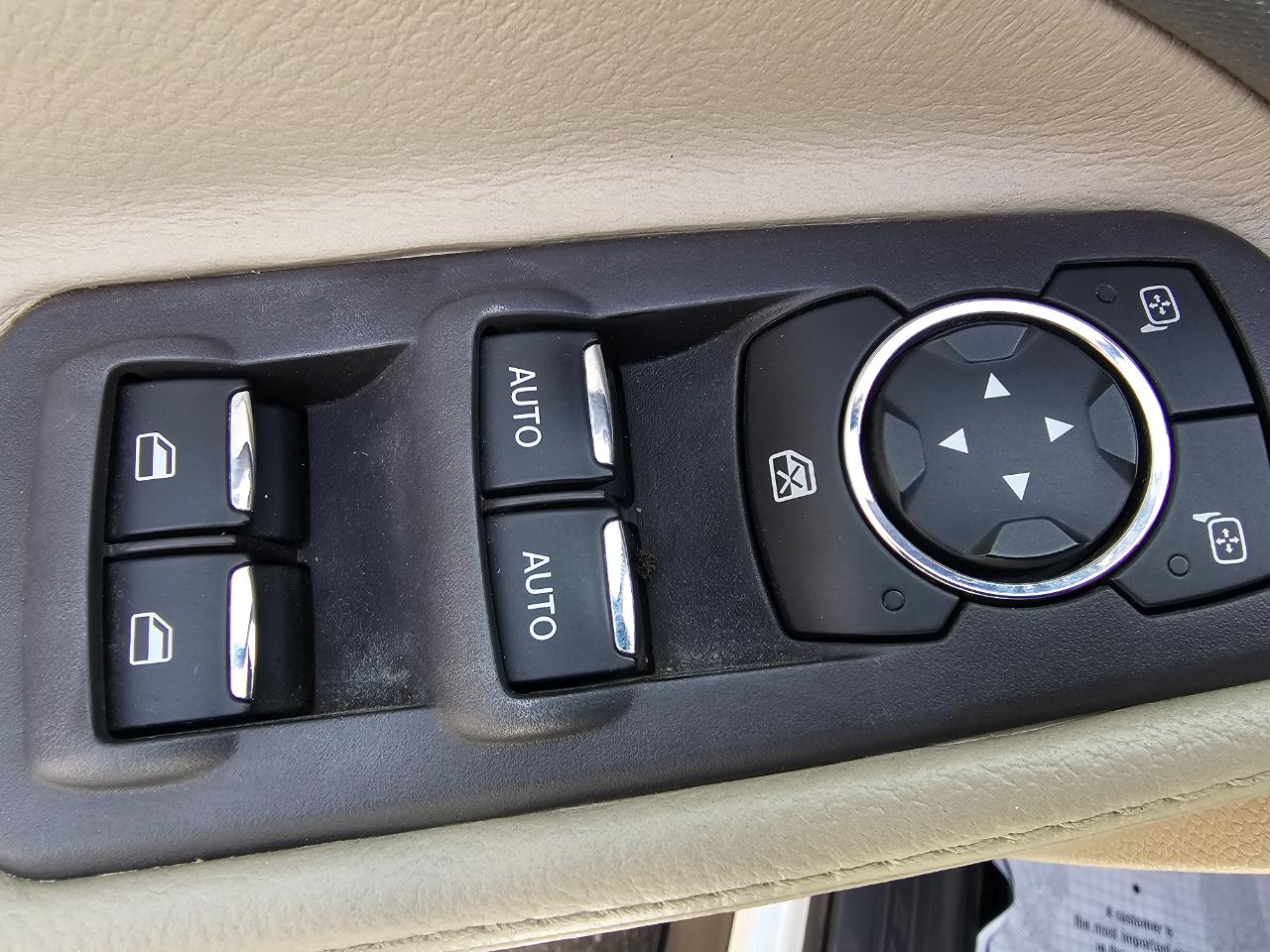 Ford Explorer FWD 4dr XLT 2015