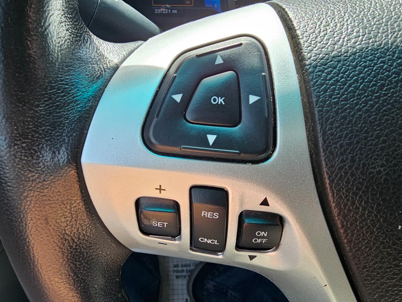 Ford Explorer FWD 4dr XLT 2015