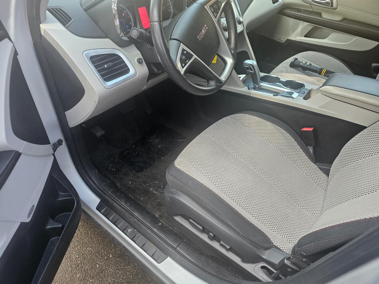 GMC Terrain FWD 4dr SLE-2 2011