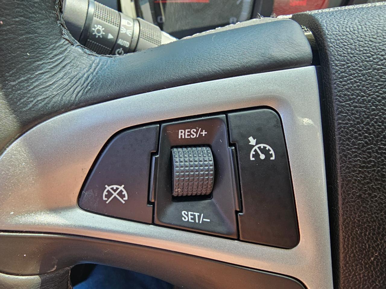 GMC Terrain FWD 4dr SLE-2 2011