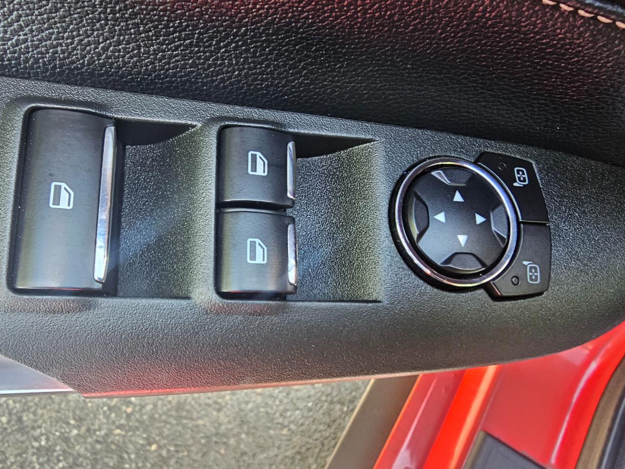 Ford Mustang 2dr Conv EcoBoost Premium 2016