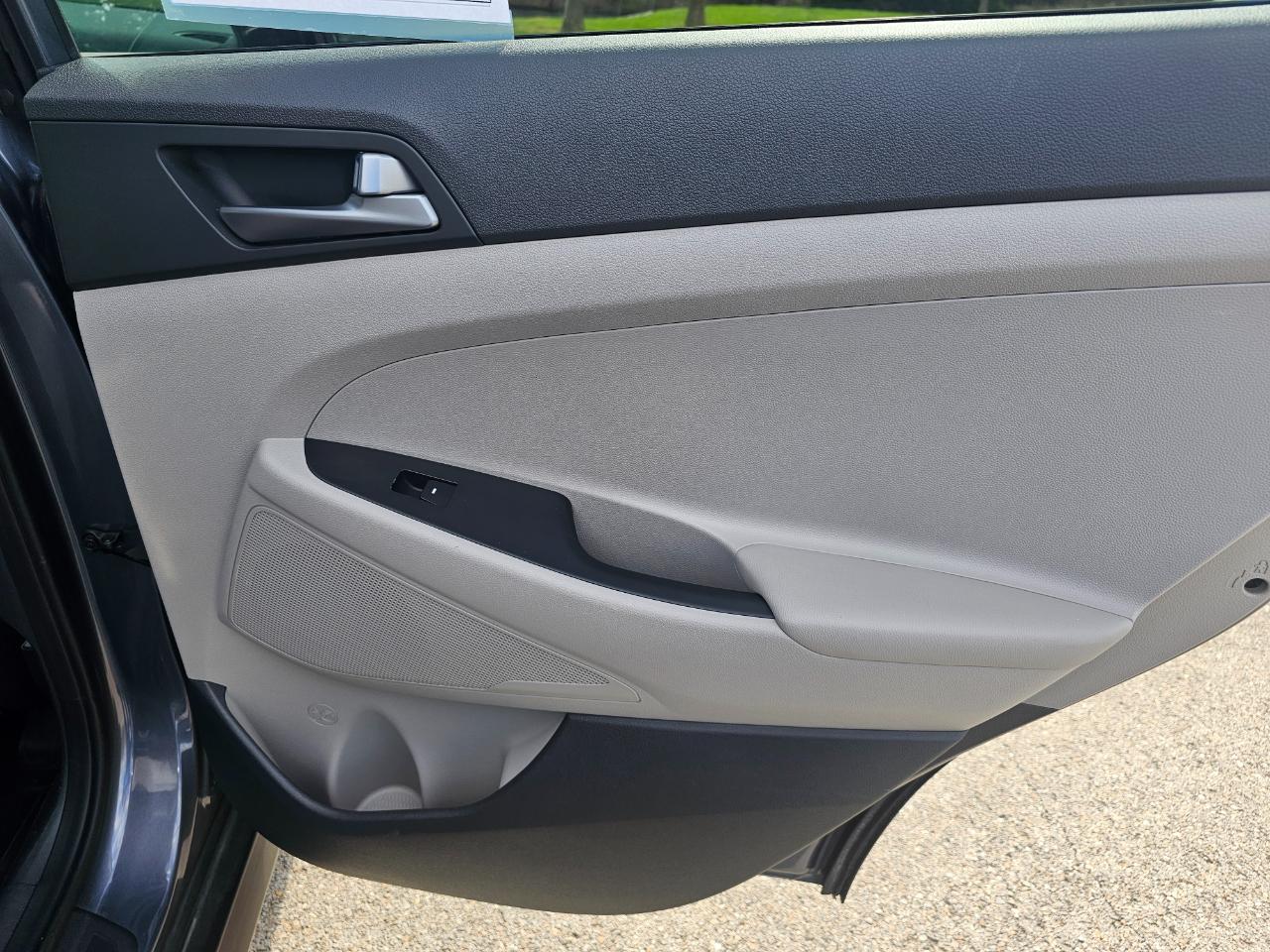 Hyundai Tucson FWD 4dr Sport 2016