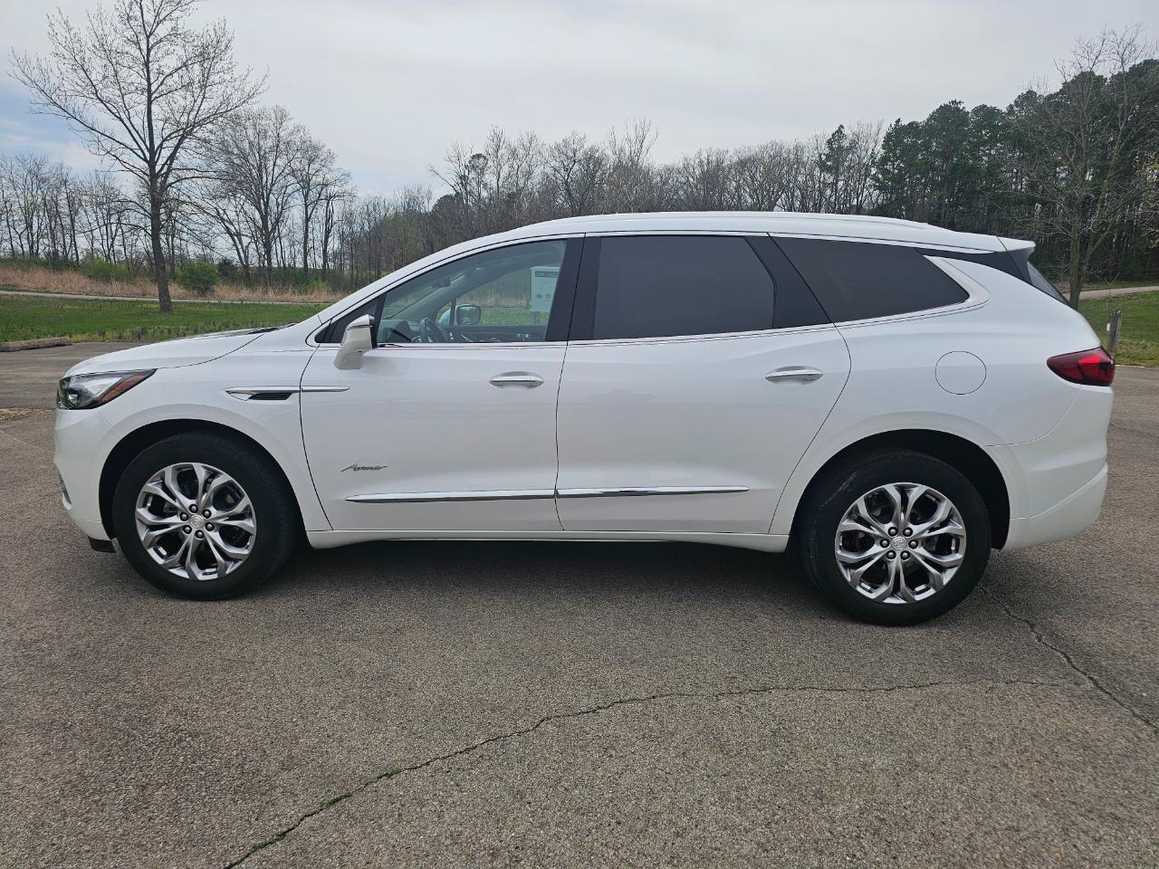Buick Enclave AWD 4dr Avenir 2021