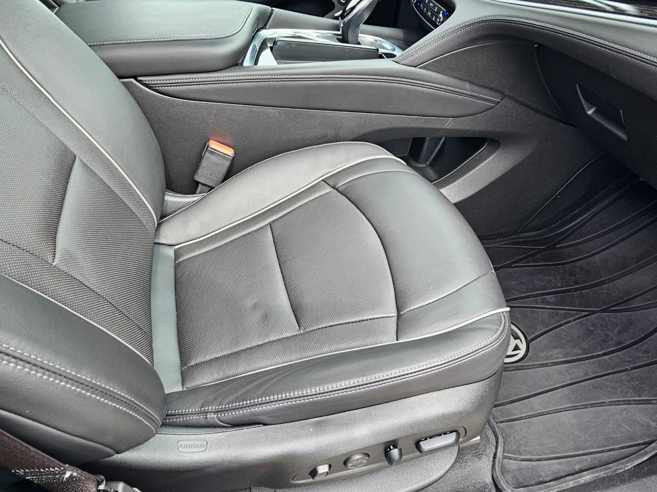 Buick Enclave AWD 4dr Avenir 2021