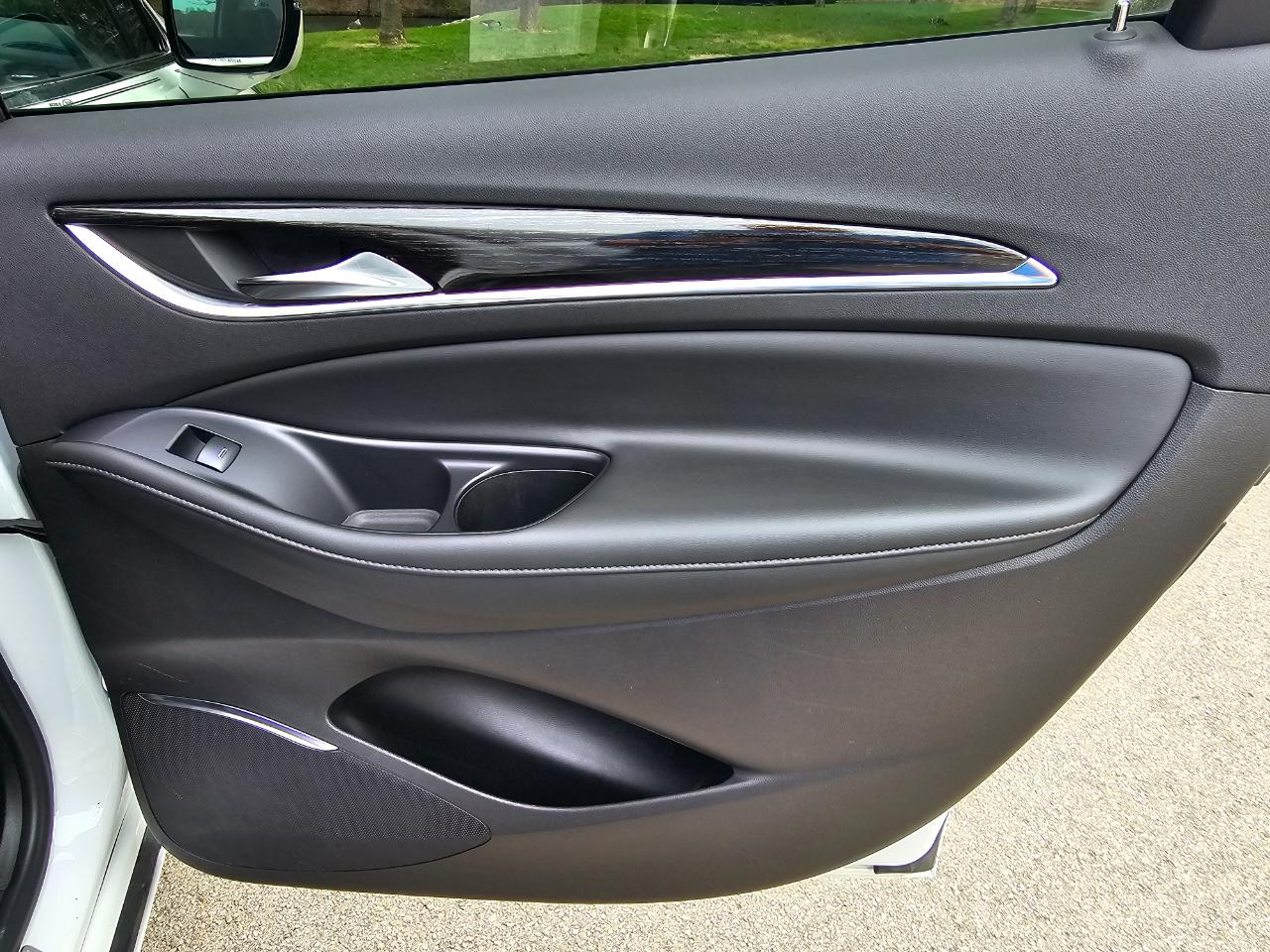 Buick Enclave AWD 4dr Avenir 2021