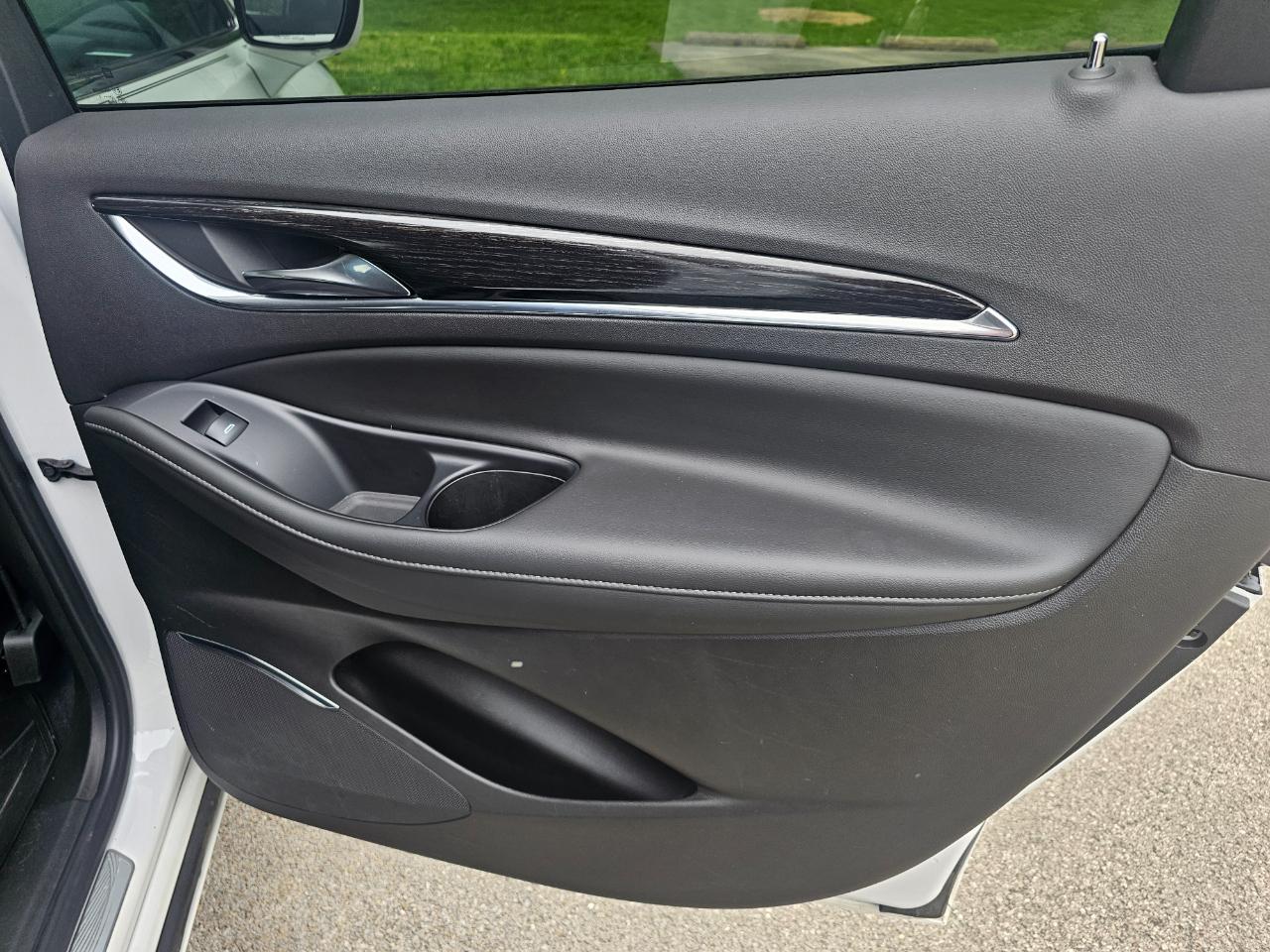 Buick Enclave AWD 4dr Avenir 2021