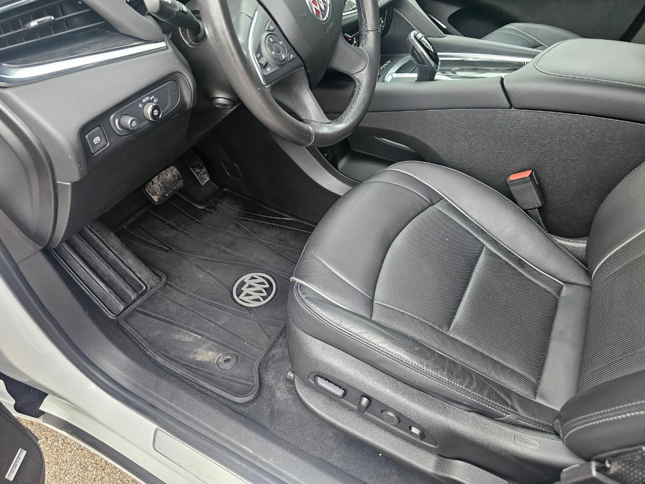 Buick Enclave AWD 4dr Avenir 2021