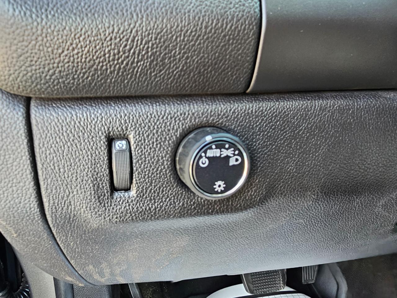 Chevrolet Colorado 2WD Crew Cab 128.3" LT 2015