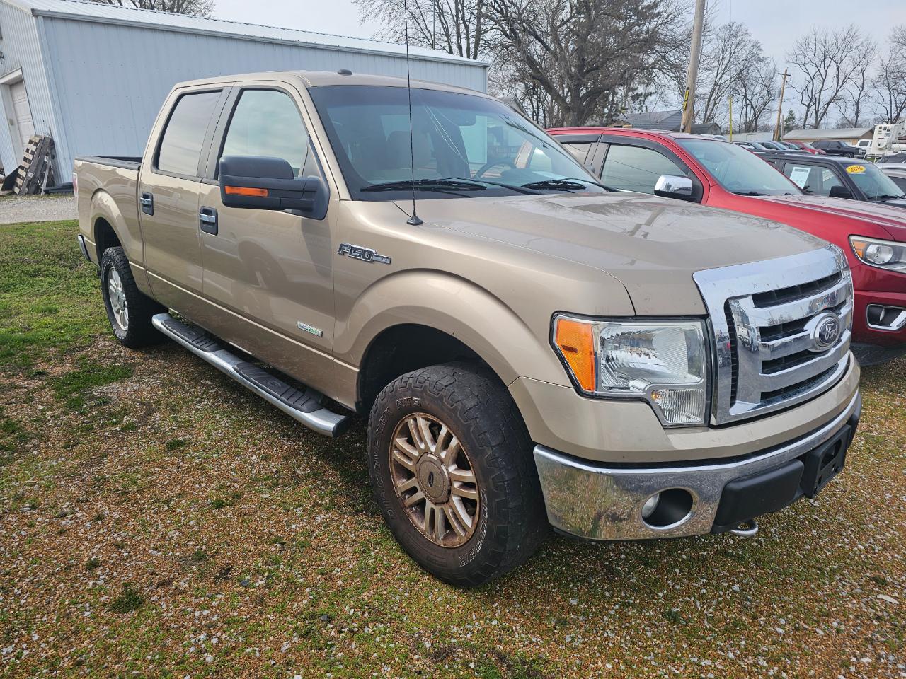 Ford F-150 4WD SuperCrew 145" XLT 2012