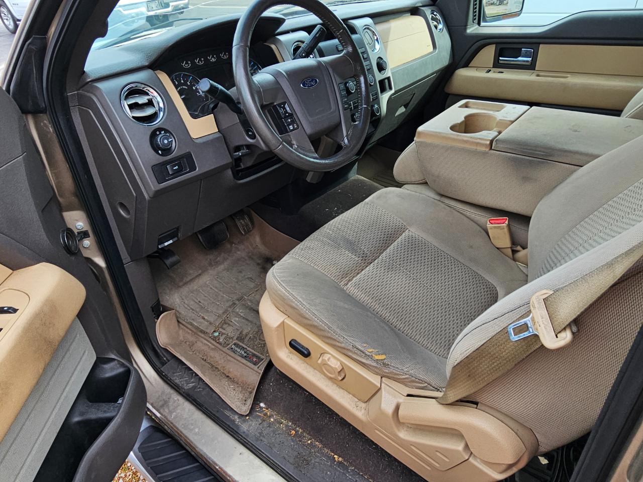 Ford F-150 4WD SuperCrew 145" XLT 2012