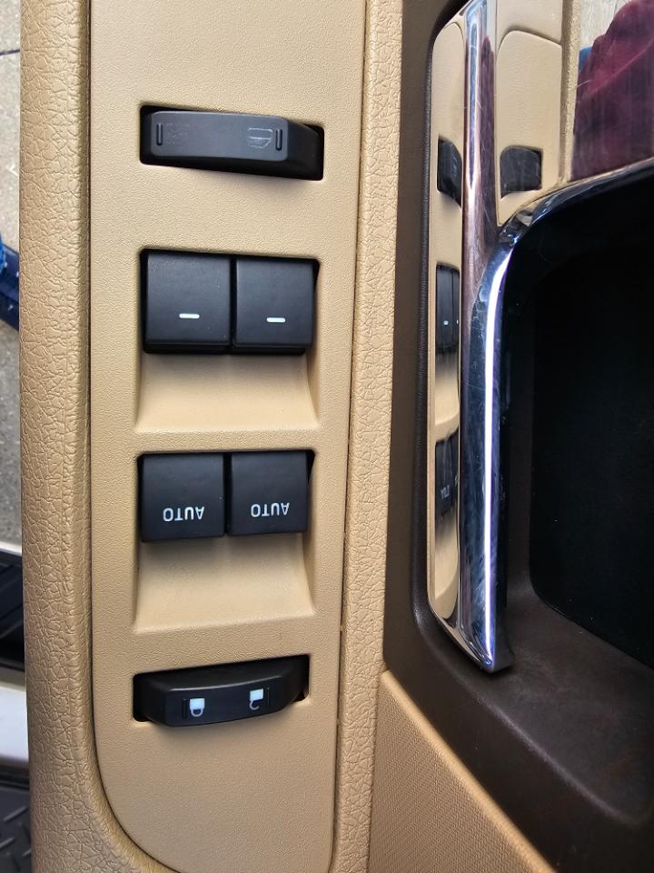 Ford F-150 4WD SuperCrew 145" XLT 2012