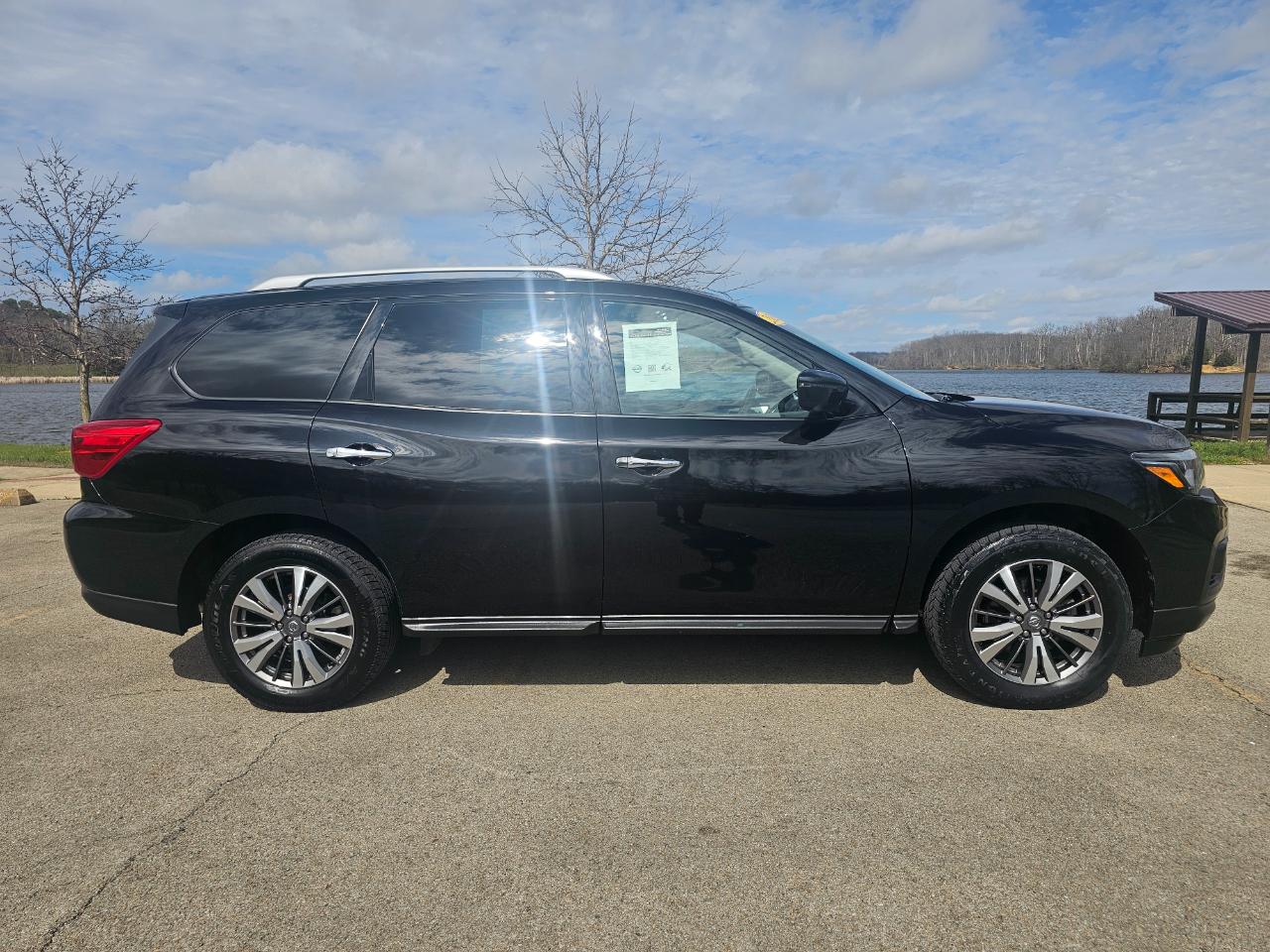 Nissan Pathfinder 4x4 SL 2020