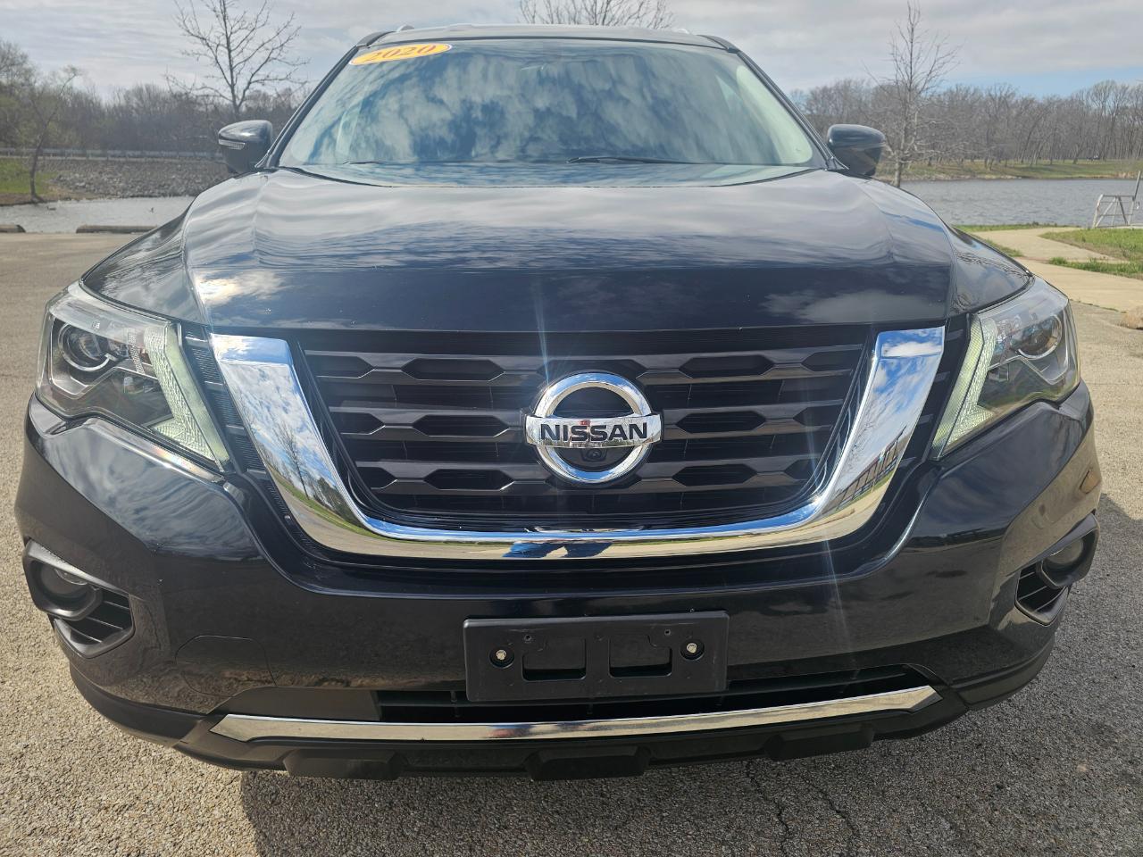 Nissan Pathfinder 4x4 SL 2020